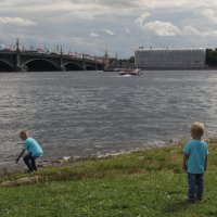 свои ладони опусти в Неву :: sv.kaschuk 