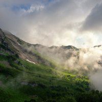 Касаясь облаков :: Олег Пученков