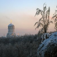 Зимний закат в Коломенском. :: Борис Бутцев