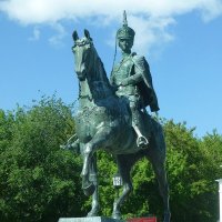 Памятник Н.А.Дуровой в Елабуге :: Лидия Бусурина