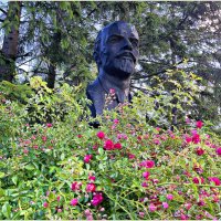 Памятник В.И. Ленину. :: Валерия Комова