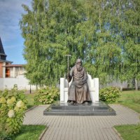 Памятник патриарху Иову :: Andrey Lomakin