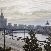 Саввинская набережная :: Валерий Пославский