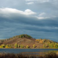 Осень на озере Ворожеич :: Евгений Тарасов 