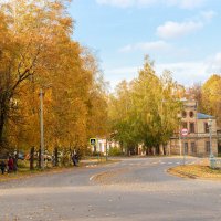 Осень в городе :: vladimir 