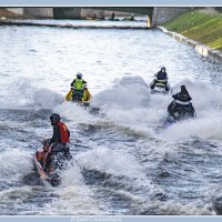 Гонки на скутерах по реке Мойке в СПБ :: Стальбаум Юрий 