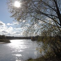 На реке осенью :: Андрей Зайцев