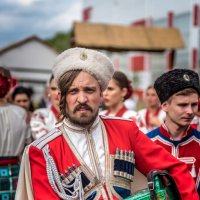 А я гармонь свою возьму И с ней пойду я по станице... :: Вадим Федотов 