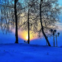 Январь...Морозное солнце всходит! :: Владимир 