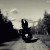 Девушка на мотоцикле :: Анастасия Вадова