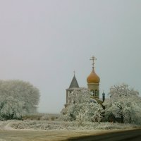 Семейная часовня и ее дорога :: M Marikfoto