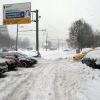 А снег идет... Варшавское шоссе. :: Владимир Драгунский