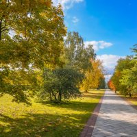 Сентябрь в Царицыно... :: Владимир Жданов