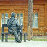 Первый памятник в России ученому-невропатологу :: Raduzka (Надежда Веркина)