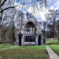 Руины хора монастыря Хайстербах :: Alexander Andronik