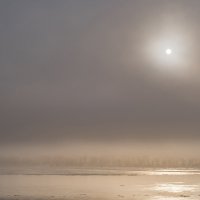Морозное утро над Волгой. :: Павел Сытилин