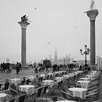Кафе Gran Caffe Chioggia на площади Piazza San Marco Венеция Италия :: wea *