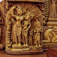 Деревянная скульптура в бирманской буддийском храме :: Георгий А