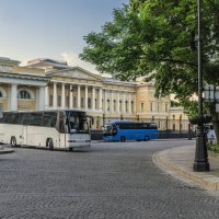 Русский музей.  Вид со стороны площади Искусств от Михайловского театра :: Стальбаум Юрий 