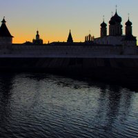 Макарьевский женский монастырь на Волге :: Евгений Корьевщиков