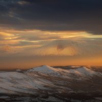 Закатная феерия с видом на Арарат. Арка Чаренца :: Дмитрий Шишкин