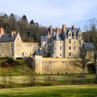 Замок де Сourtanvaux (другая сторона) :: Георгий А