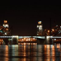 Мост Петра Великого (Большеохтинский мост) :: Игорь Шипов