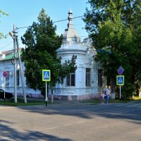 Приморско-Ахтарск. Дом чрезвычайного уполномоченного Греции Г.Н. Криэзи. :: Пётр Чернега