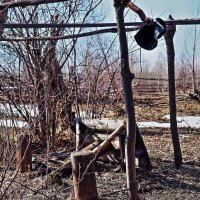 Май...Старый рыбацкий стан на протоке Чеускина. :: Владимир 