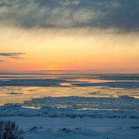 апрельское Белое море :: Елена Кордумова