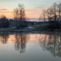 Рассвет на реке :: Денис Бочкарёв
