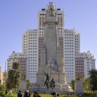 Памятник Мигелю де Сервантесу. (Прогулки по Испании.) Мадрид. :: Alexander Amromin