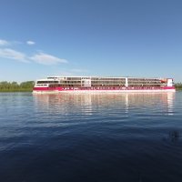 Пятизвёздочный отель на воде :: Павел Петров