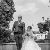 Обманчива хрупкость невесты... :: Анатолий Клепешнёв