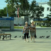 Мы с Тамарой ходим парой. :: Анатолий Уткин