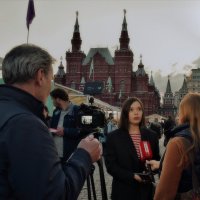 Интервью Анны Ревякиной на Красной площади. :: Татьяна Помогалова