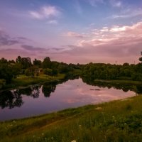 Вечер на реке Тихвинка :: Сергей Кочнев