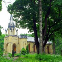 Церковь Святых апостолов Петра и Павла в Парголово - жемчужина петербургской неоготики. :: Валерий Новиков