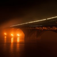 Киев. Мост Метро. Ночь. Туман :: Валерий Задорожный