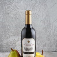 Бутылка вина с фруктами :: Юрий Золотаревский