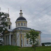 Село Белое. Храм Николая Чудотворца :: Лидия Бусурина