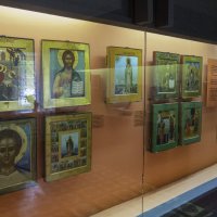 Иконы в музее Мстёры :: Сергей Цветков