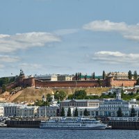 Вид на Нижне-Волжскую набережную :: Алексей Р.