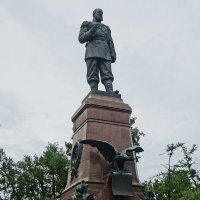 Памятник Александру III :: Лидия Бусурина