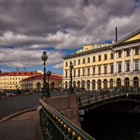 "Прогулки по Питеру. Мало-Конюшенный мост на Мойке"© :: Владимир Макаров