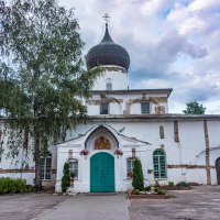 церковь Михаила Архангела :: Дмитрий Лупандин
