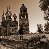 Церковь Василия Великого в Деревнях :: Евгений Жиляев