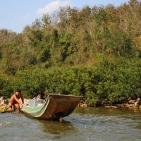 Cruising the Mekong :: Eva Langue