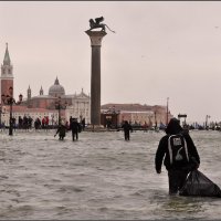 Наводнение в Венеции :: Юрий Матвеев