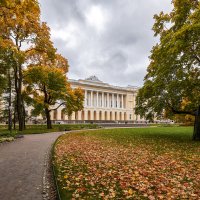 Осень в Михайловском саду :: Евгений 